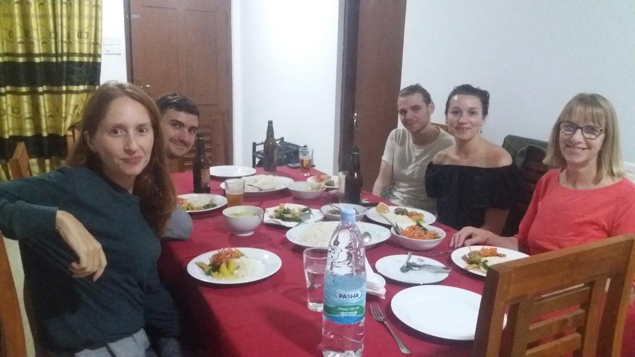 Montes Ella Элла Экстерьер фото